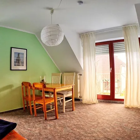 Haus Strelasund Appartement *